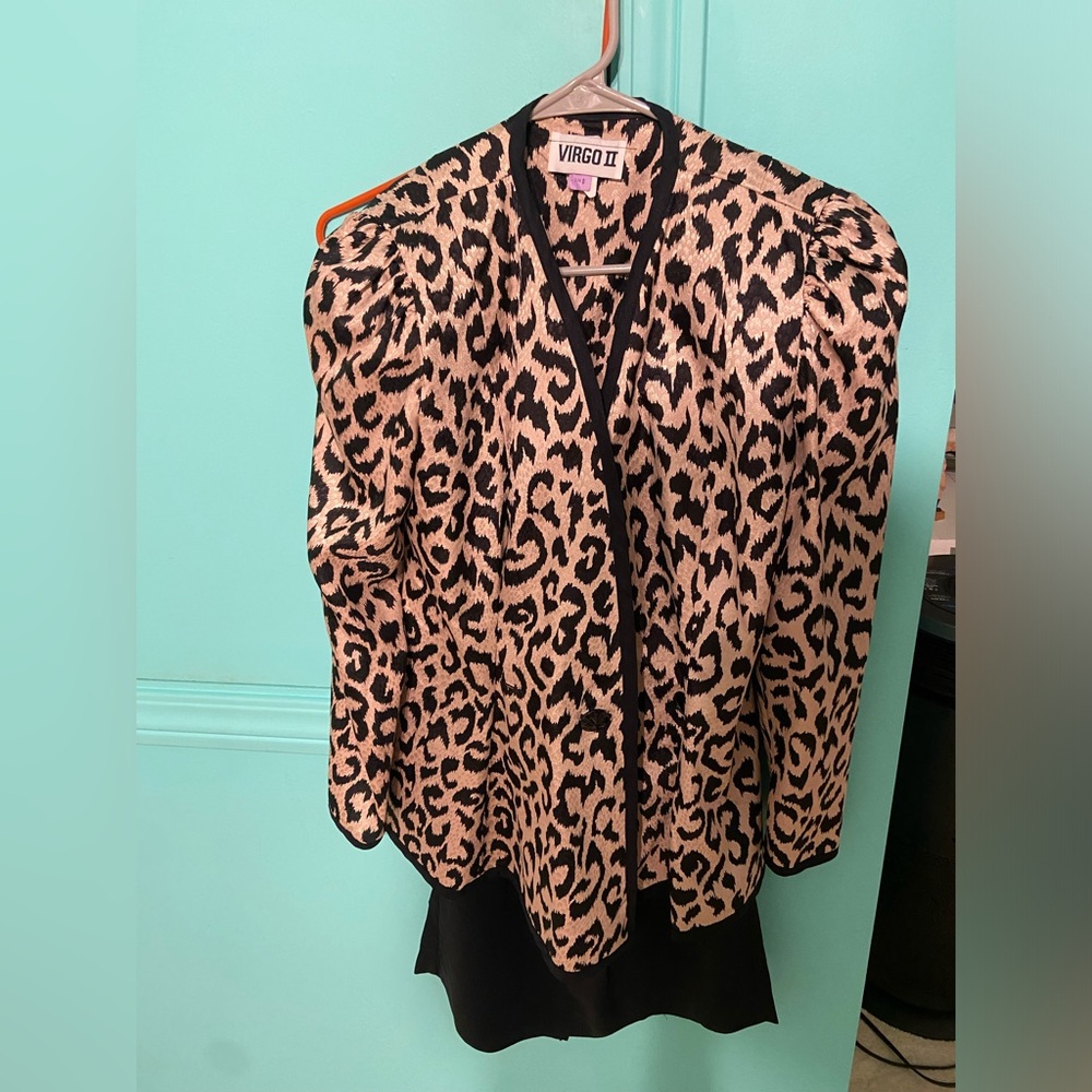 Vintage 1980s Virgo II Leopard Print Blazer